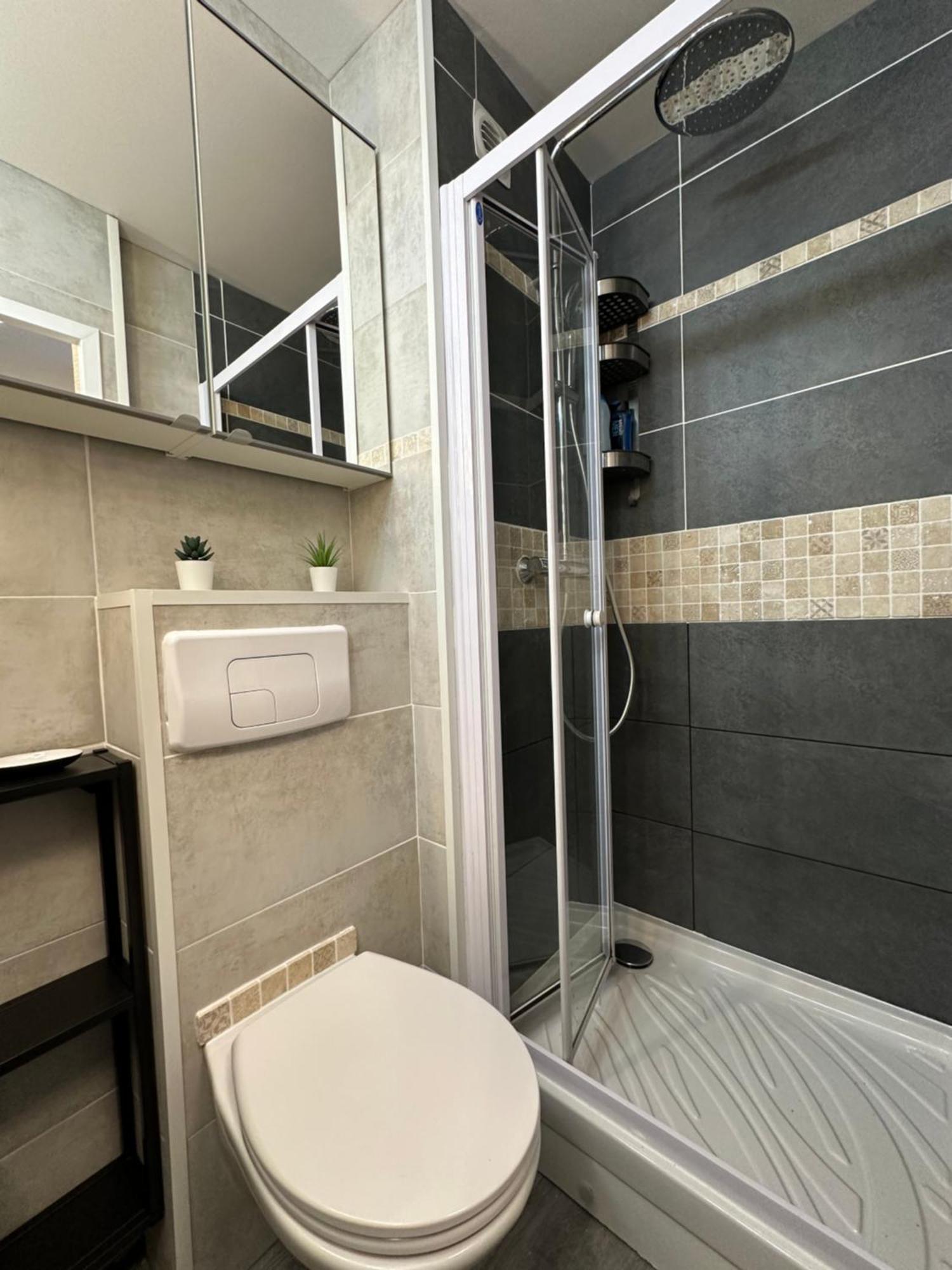 Studio Vue Port, Parking Prive, Terrasse, Clim Ле-Гро-дю-Руа Екстер'єр фото